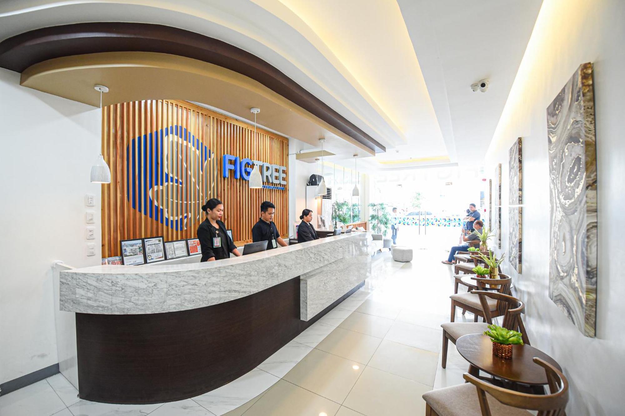 Figtree Hotel Iloilo City Exterior photo